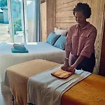 Le Petit De Paradis D'hotes Panzió 3*